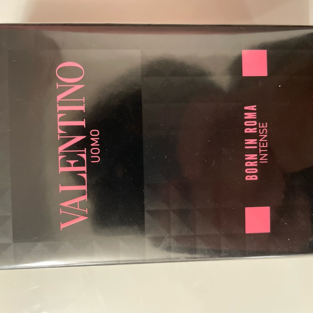 Valentino Born in Roma Intense EDP